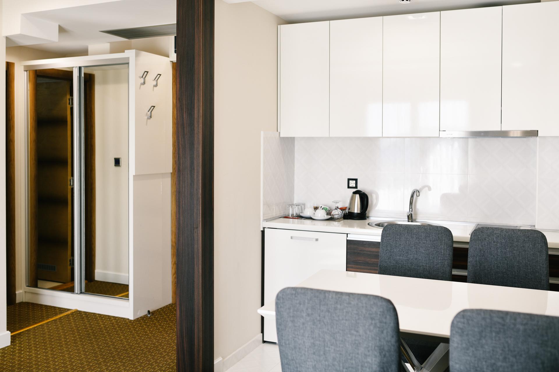 Hotel Wellness & Acd