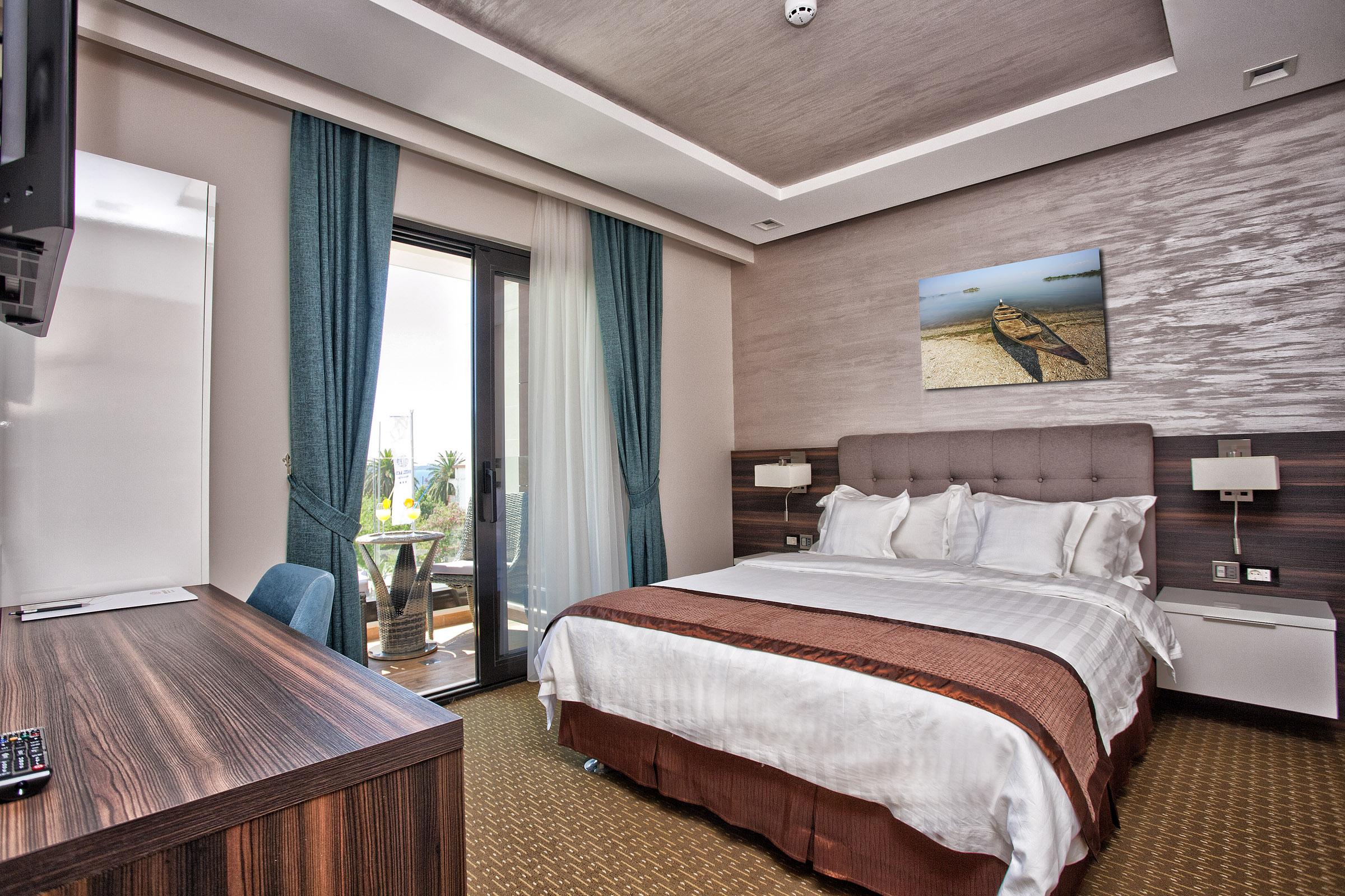 Wellness & Acd Hotel