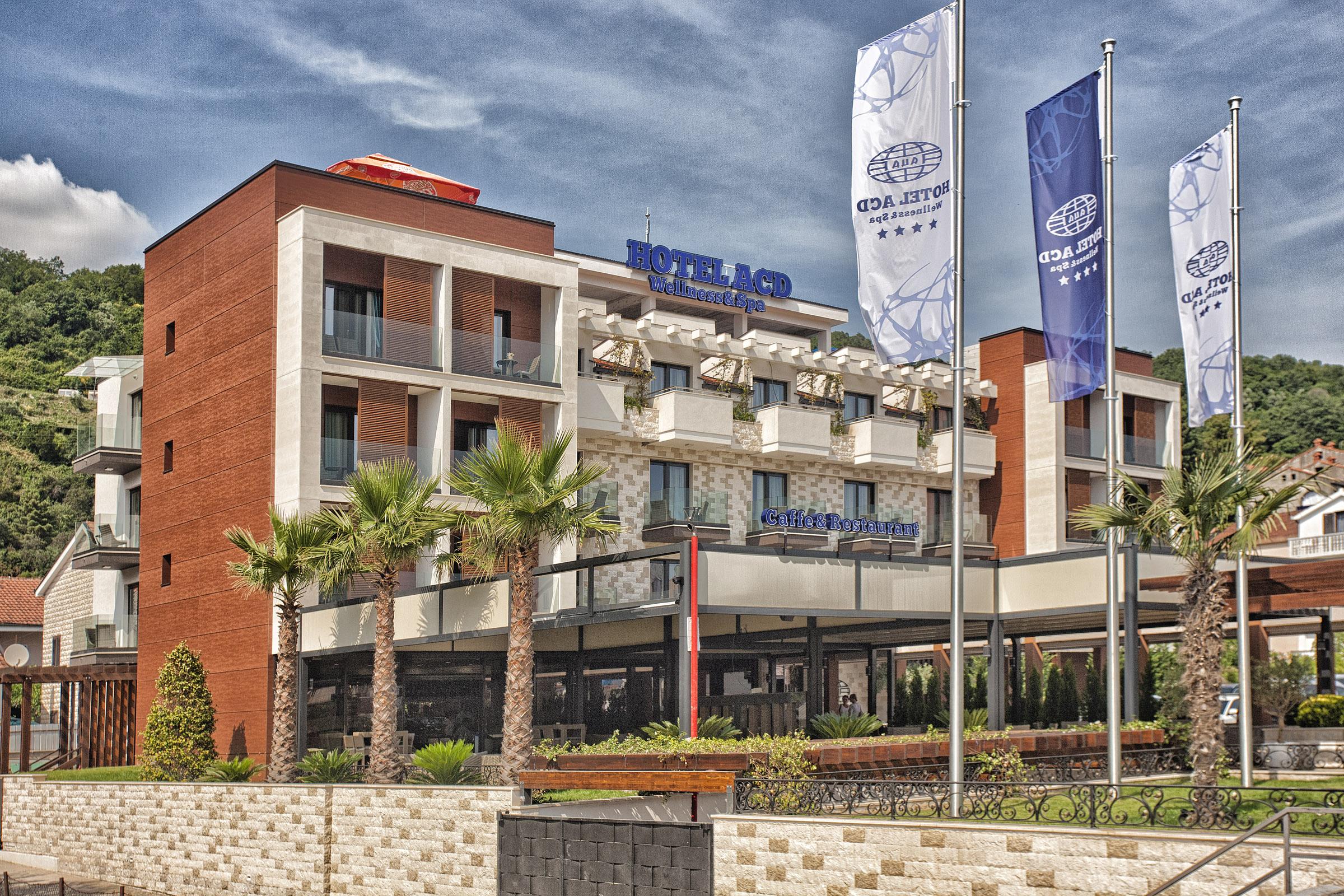 Wellness & Acd Hotel 4*