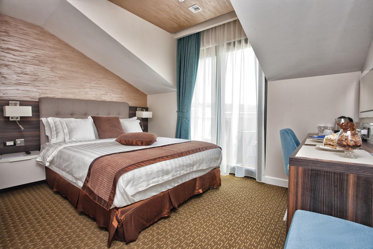 Hotel Wellness & Acd