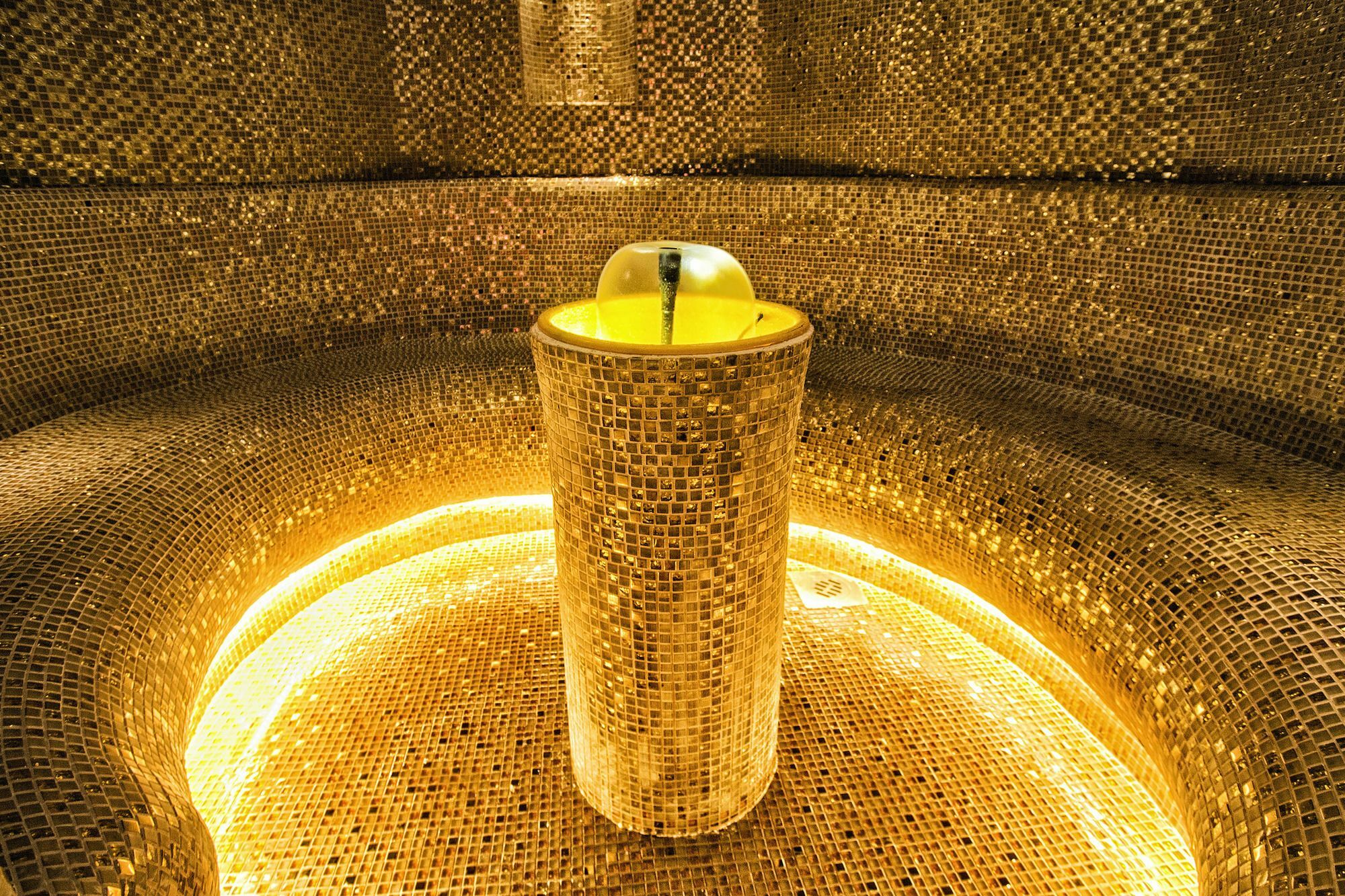 Hotel Wellness & Acd