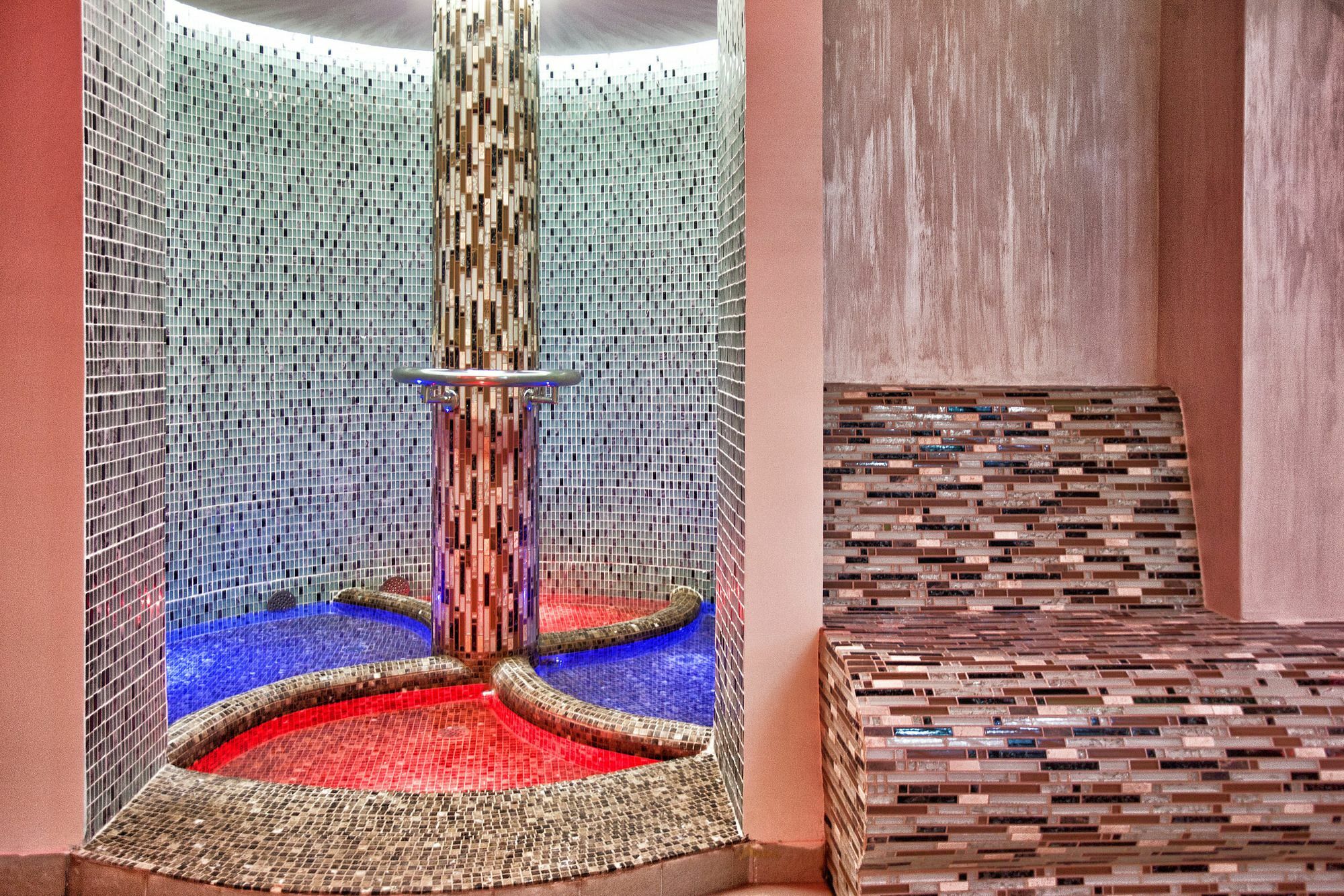 Hotel Wellness & Acd