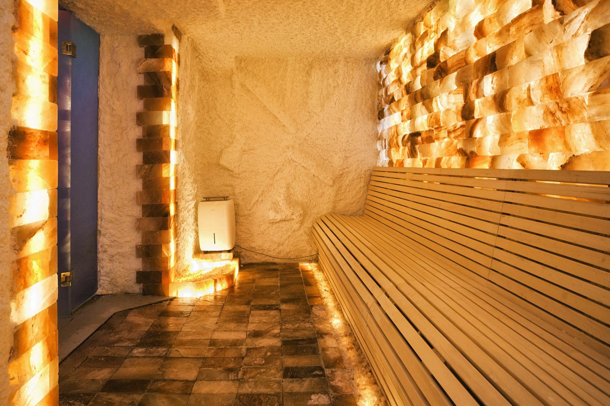 Hotel Wellness & Acd 4*